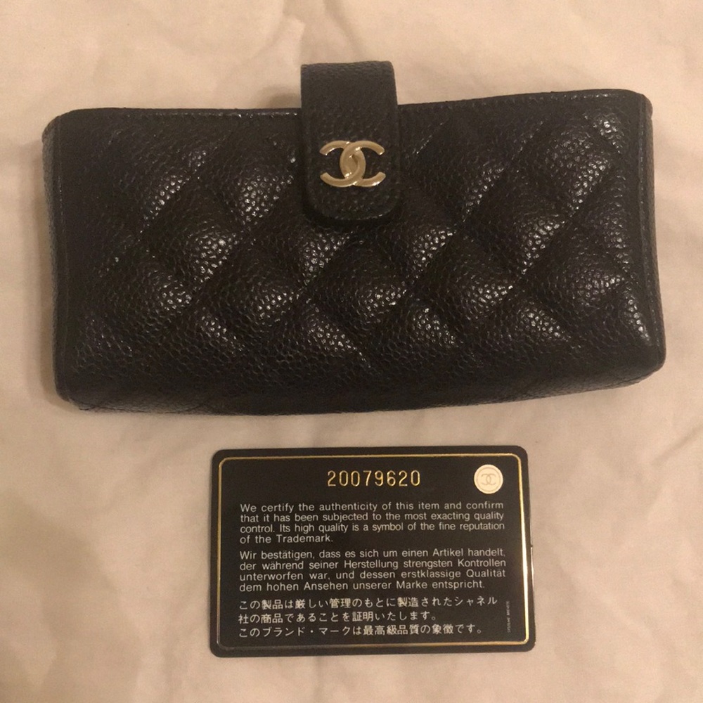 CHANEL O-Mini Clutch Black Caviar Silver